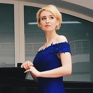 Victoria S.